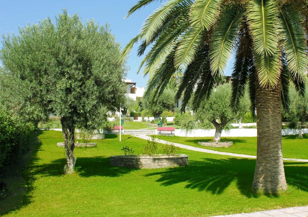 Trikorfo Beach Gerakini Exterior photo